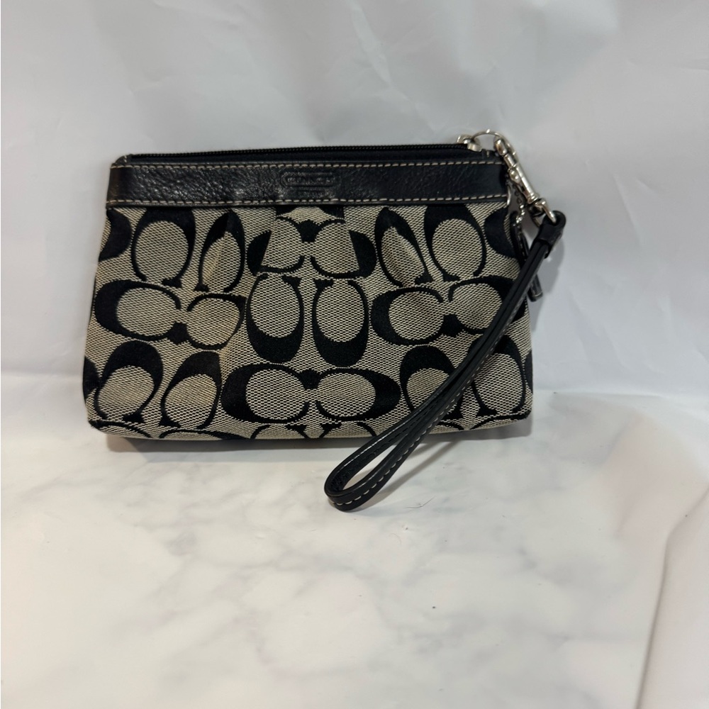 Coach Signature Black and Cream Wristlet